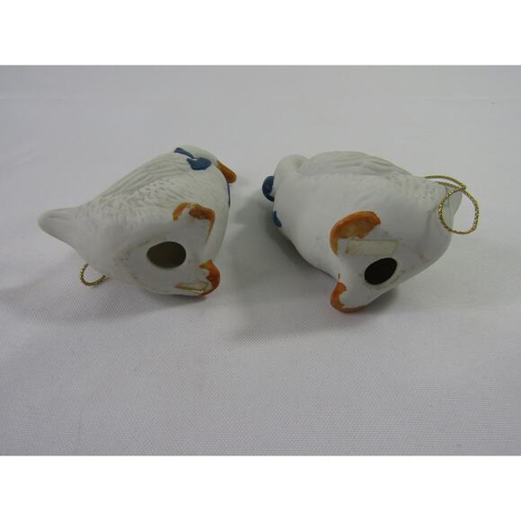 Pair of VTG White Geese Blue Bow Ceramic Figures Farmhouse Cottage Collectable - Picture 4 of 6